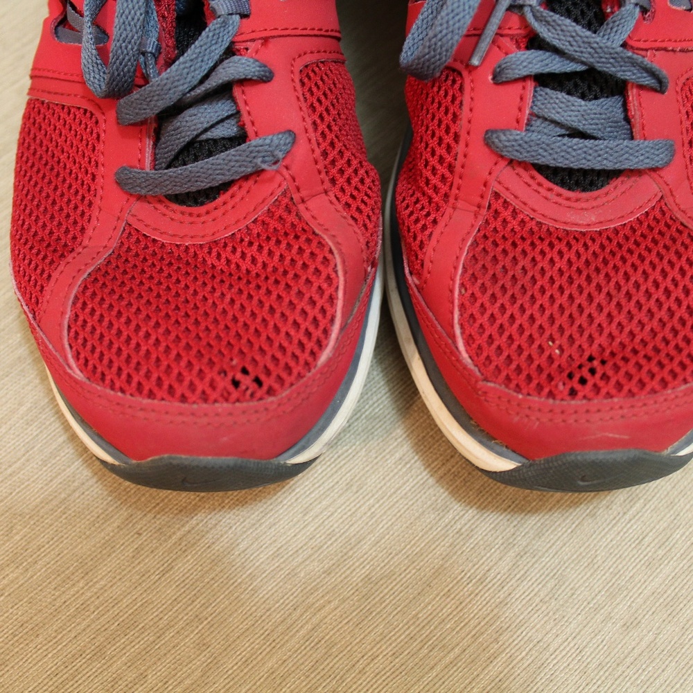 Red Nike's - Picture 2 of 2