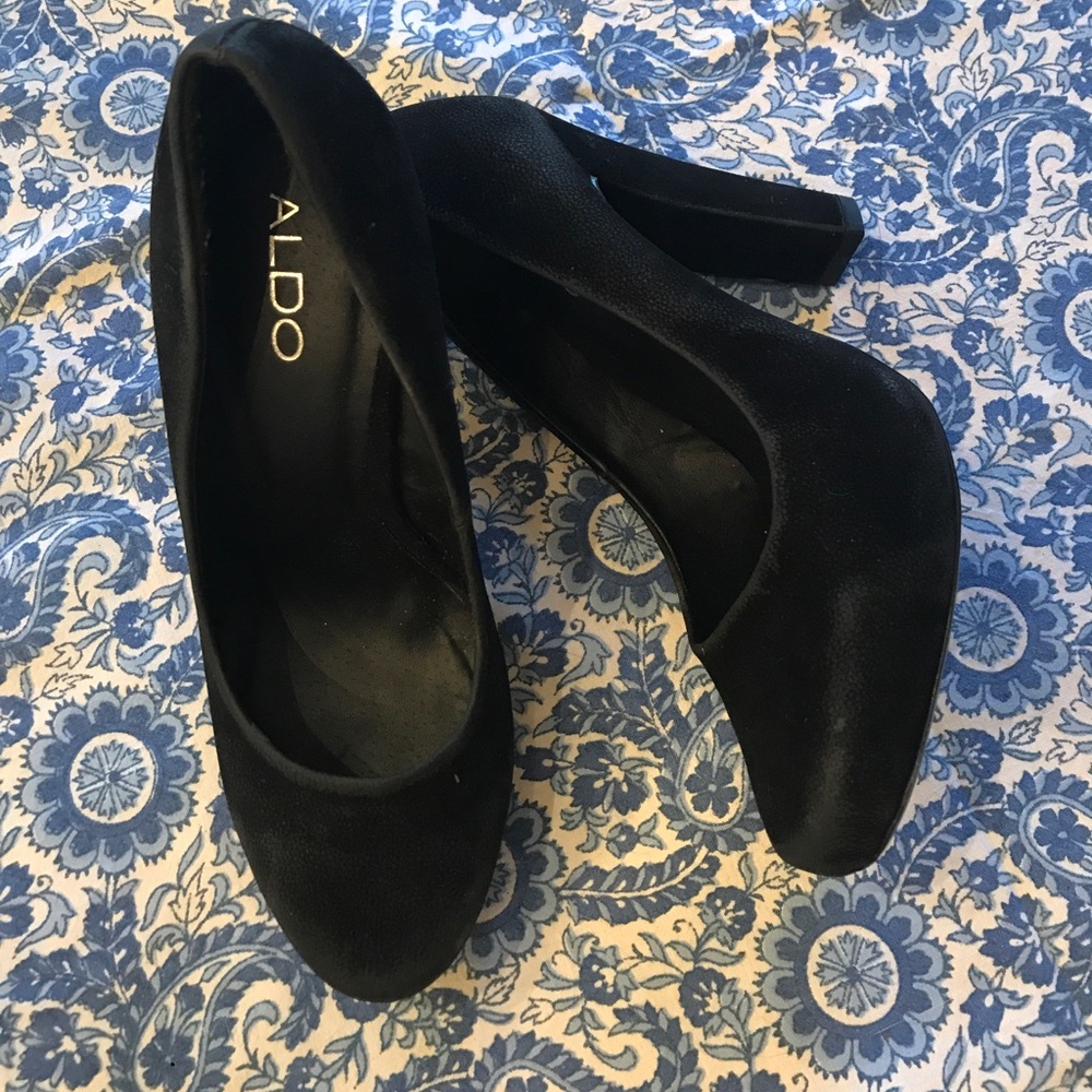 Aldo Suede Heels
