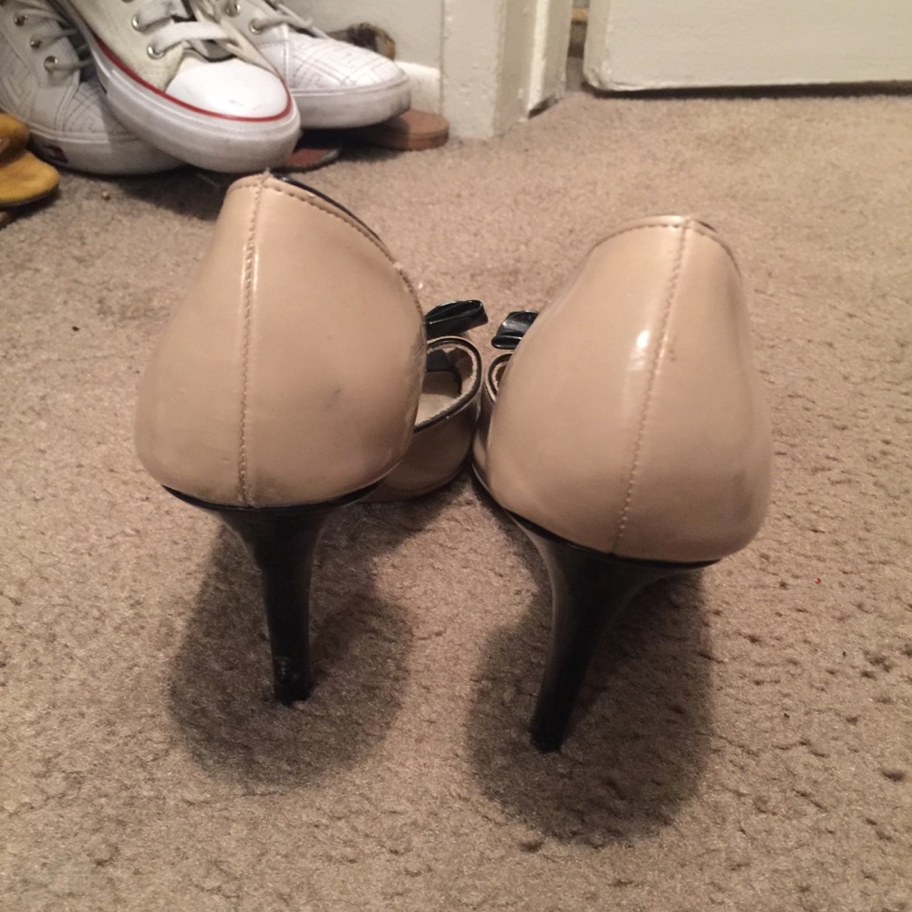 Shoes - Picture 3 of 3