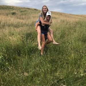 Meet your Posher, Lindsey