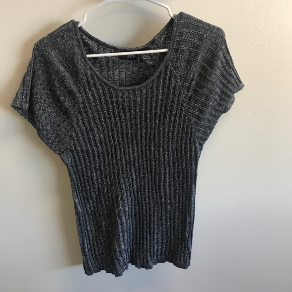 Daytrip Sweaters - Short sleeve charcoal metallic sweater