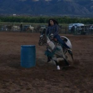 Meet your Posher, Johnnessa