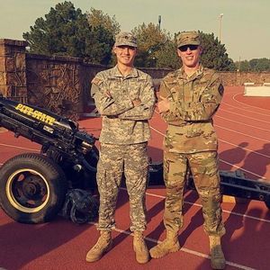 Meet your Posher, Derrick