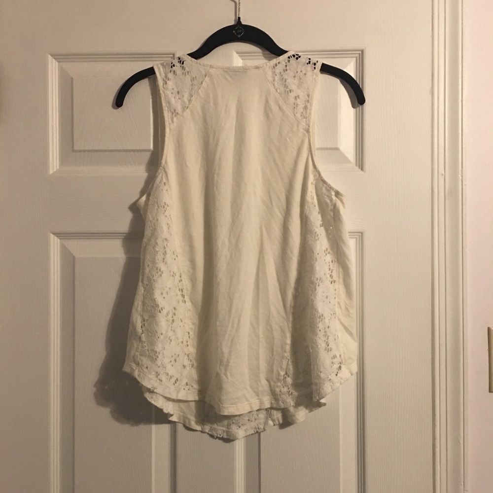 Express Lace Tank Top - Picture 3 of 3