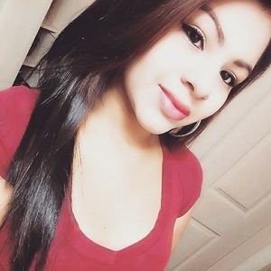 Meet your Posher, Perla