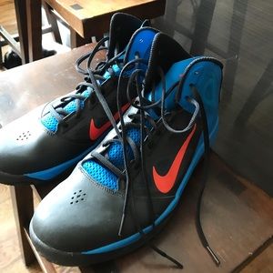 Nike Dual Fusion Basketball Shoes Size 9.5