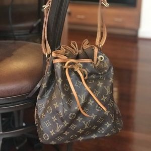 Authentic Louis Vuitton bucket bag