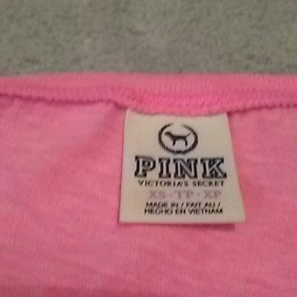Pink by vs oversized t-shirt size 's fits like a m - Picture 3 of 3