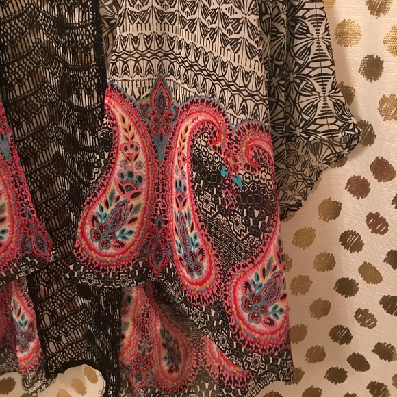 Patterned Kimono / Cover up - Picture 3 of 5