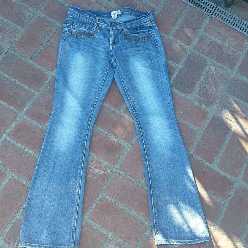 Boot cut jeans