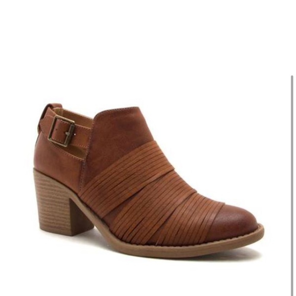 NIB! Cognac Burnished Ankle Boots