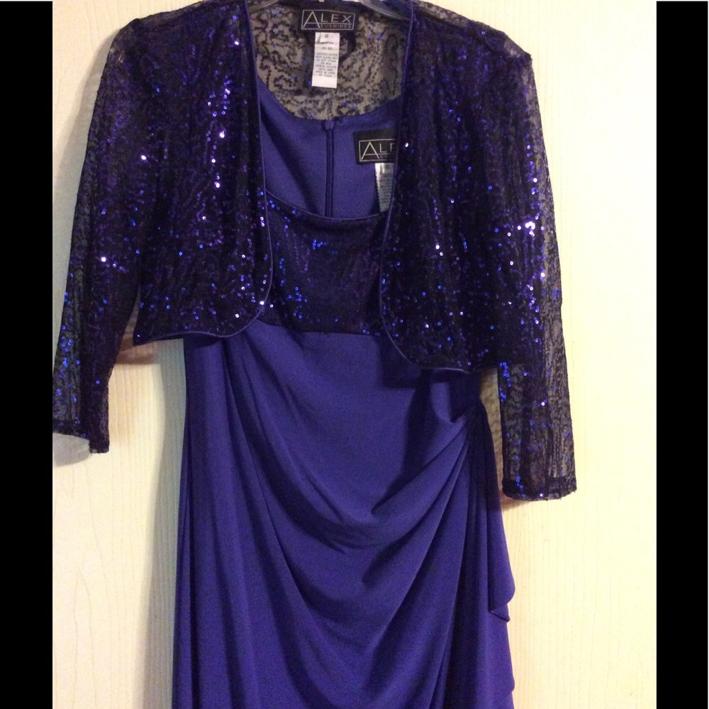 Captivating glitter and lace  gown. Size 8. Worn 1
