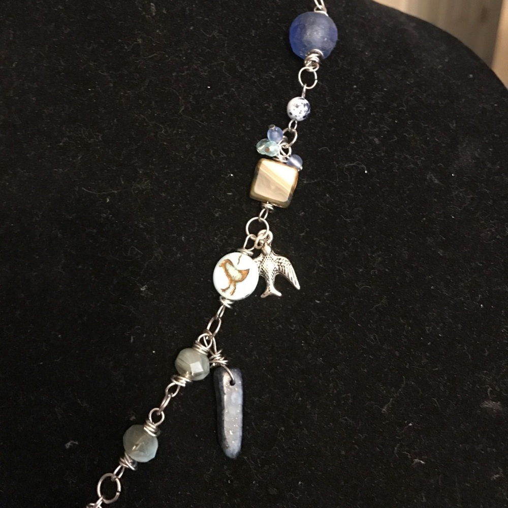 🐦Czech glass necklace w/birds - Picture 2 of 4