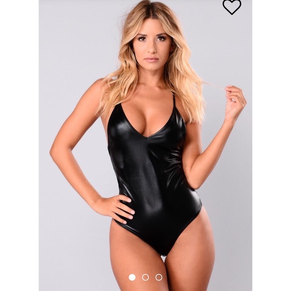 Fashion Nova Other - Fashion Nova Catalina II bodysuit - Size Small