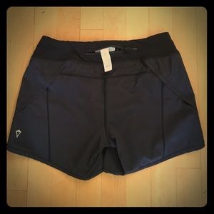 Ivivva shorts