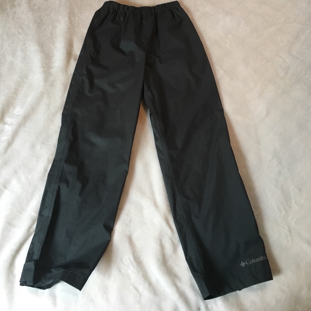 Size Small Columbia waterproof pants.