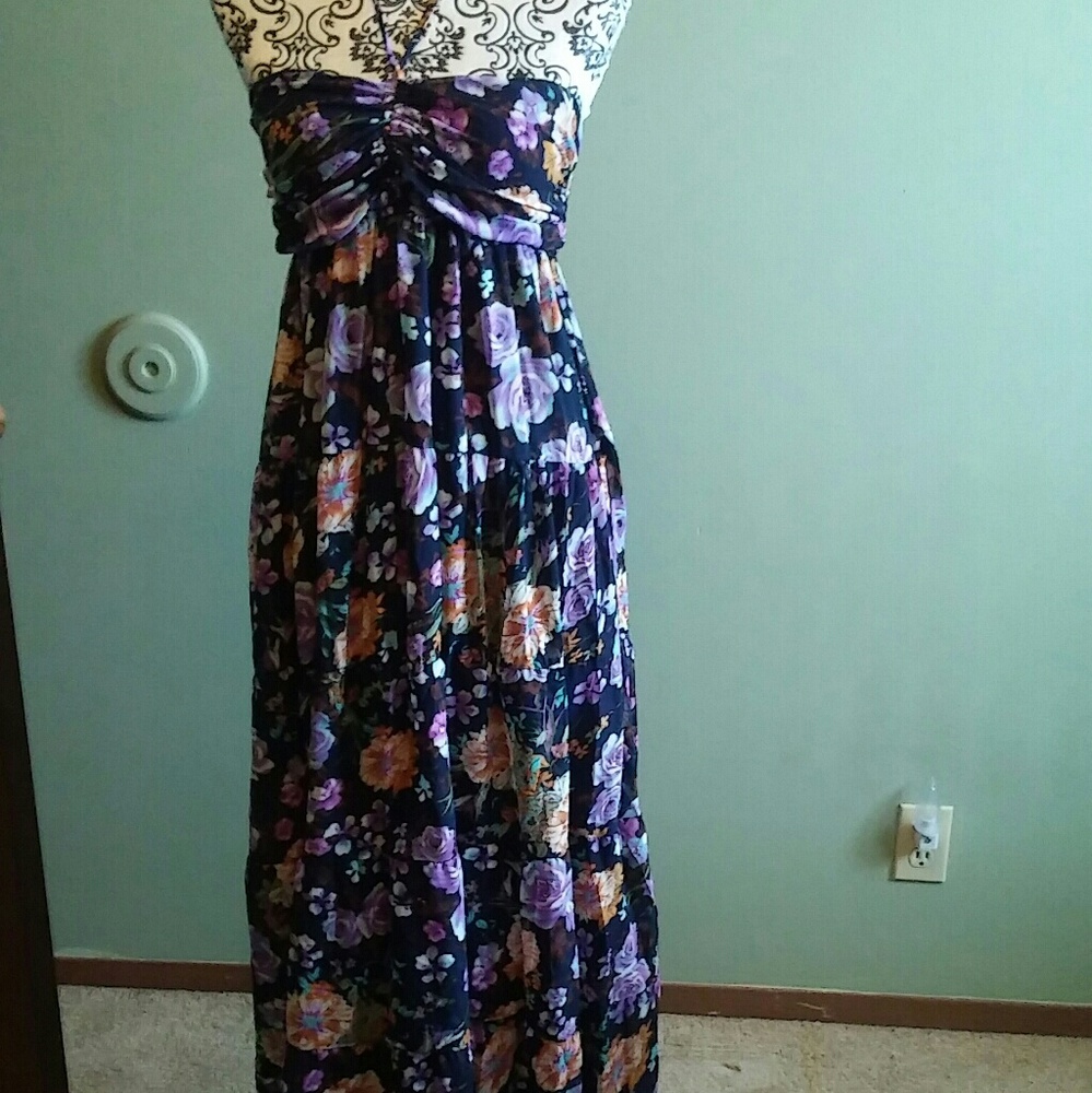 Rachael and Chloe dress