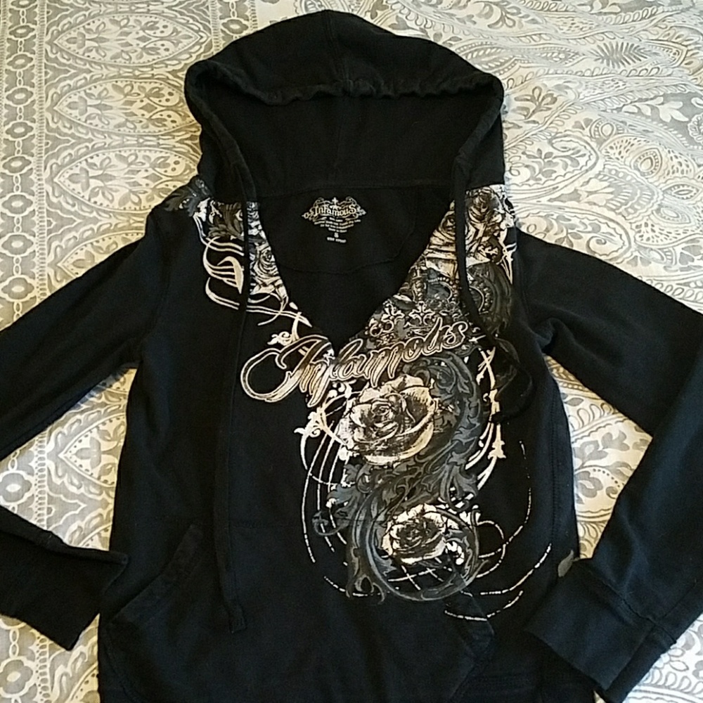 Infamous V-neck sweatshirt