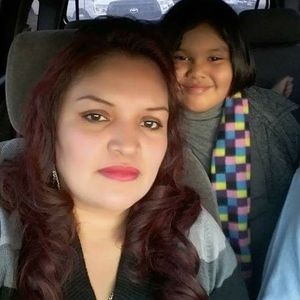 Meet your Posher, Mireya