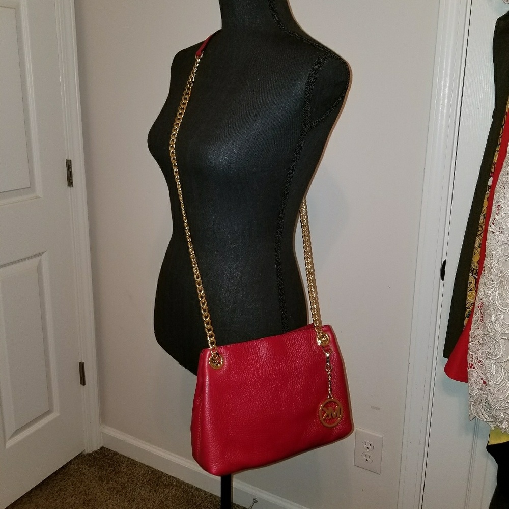 Authentic Red Michael Kors Jet Set Should Bag - Picture 6 of 7