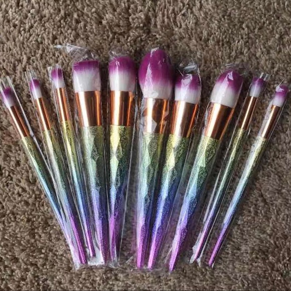 New  10pcs Beauty High Quality Makeup Brushes - Picture 4 of 7