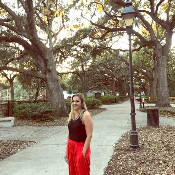 Meet your Posher, Lynnette - Picture 4 of 7