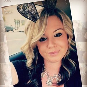 Meet your Posher, Melanie