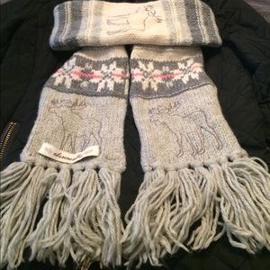 Abercrombie & Fitch Scarf