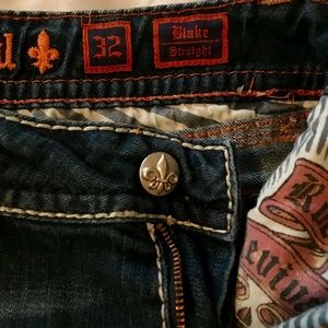 NWOT Rock Revivals 32R