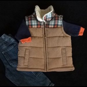 💥Old Navy boys vest