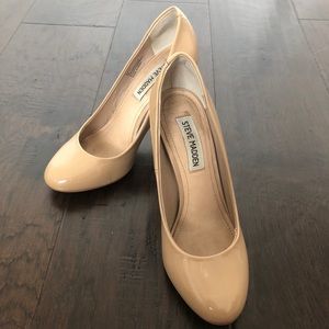 Steve Madden Patent Pumps