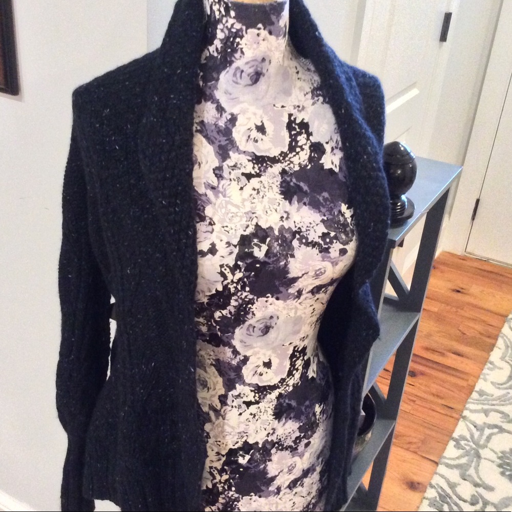 Thick, luxurious navy cashmere - so soft! - Picture 1 of 3
