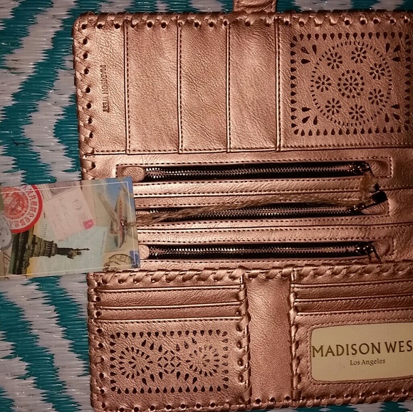 Wallet - Picture 2 of 2