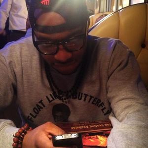 Meet your Posher, Avery