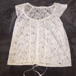 White lace Aeropostale shirt.