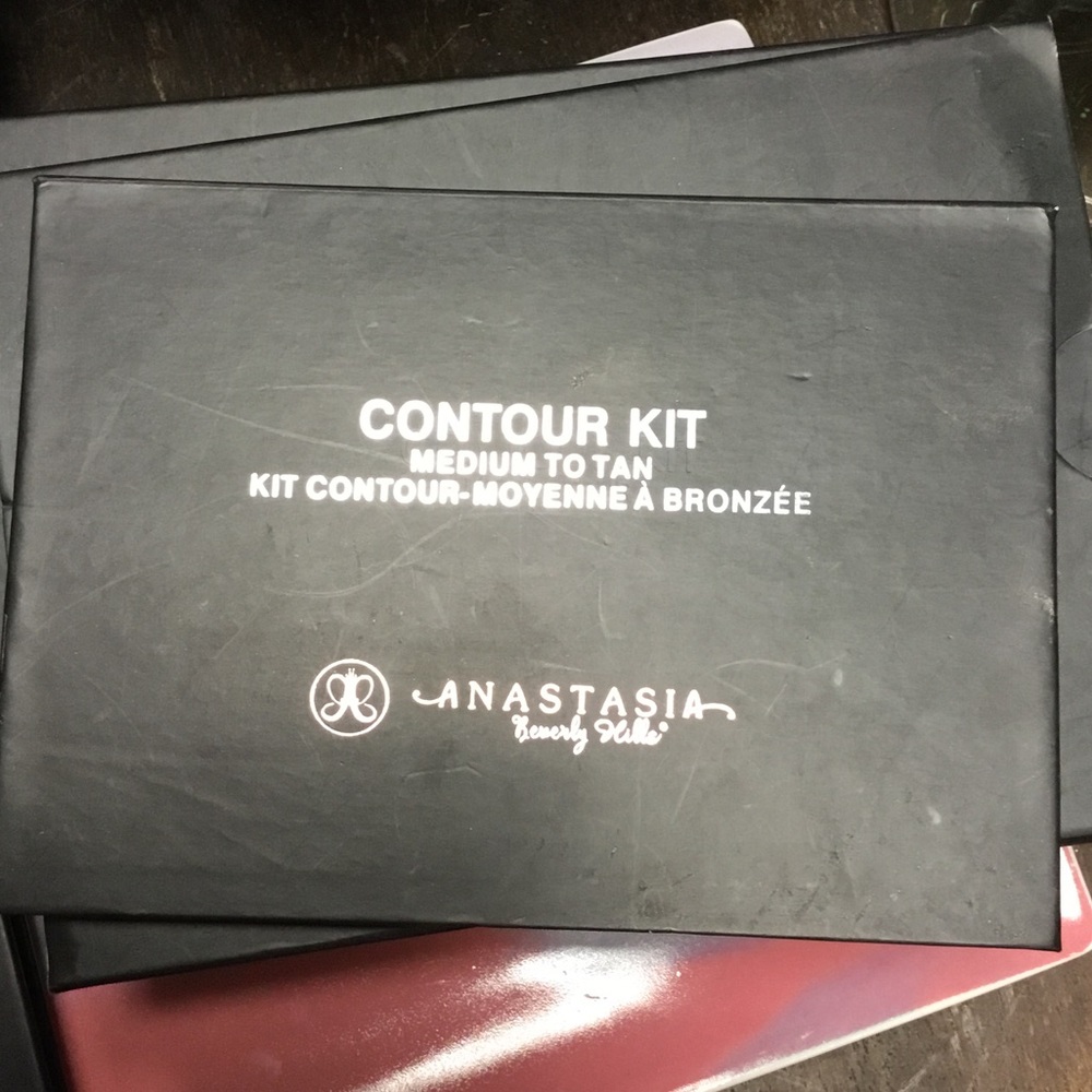 Anastasia contour kit
