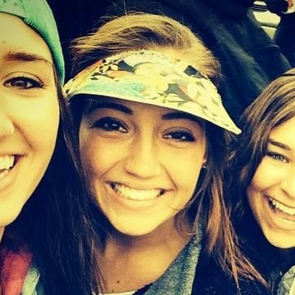 Meet your Posher, Chloe