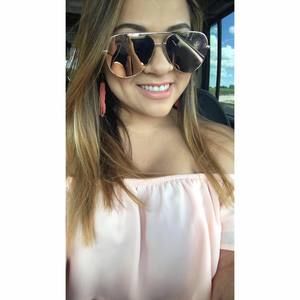 Meet your Posher, Maritza