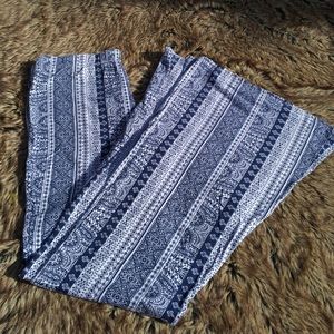 Lord and Taylor-Design Lab Navy/White Flowy Pants