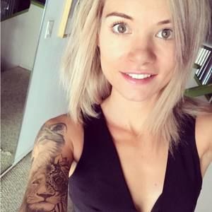 Meet your Posher, Stacy