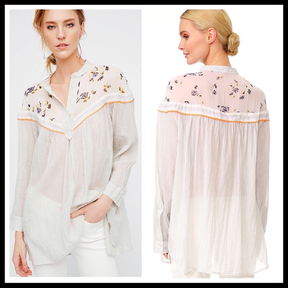 ❌SOLD❌FREE PEOPLE WHITE TUNIC BLOUSE BUTTON FRONT - Picture 2 of 7