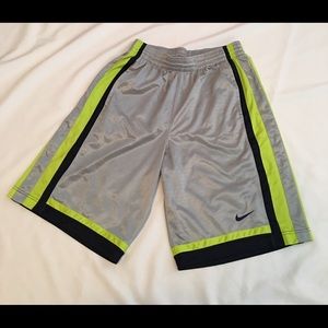 Nike Basketball short