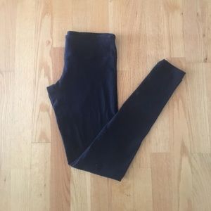 Black lululemon leggings