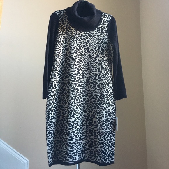 Calvin Klein Leopard Print Sweater Dress NWT - Picture 4 of 8