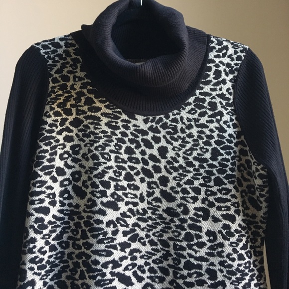 Calvin Klein Leopard Print Sweater Dress NWT - Picture 5 of 8