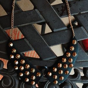 Studded collar necklace