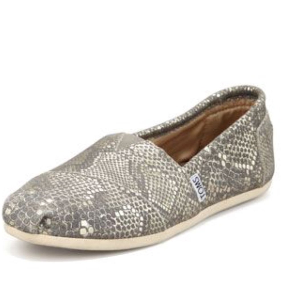 🐍TOMS snake print flats🐍