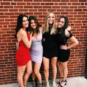 Meet your Posher, Victoria