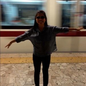 Meet your Posher, Mariel