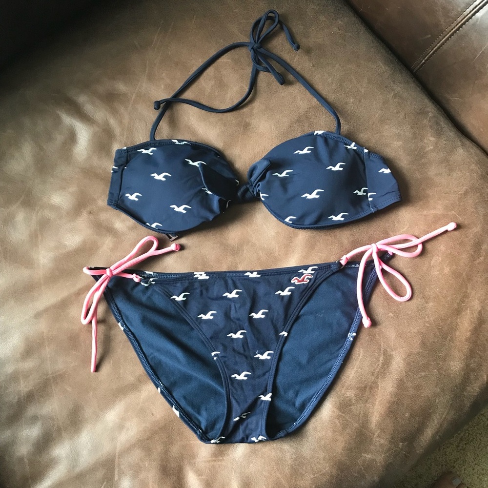 Hollister Bikini Top And Bottom - Picture 1 of 6